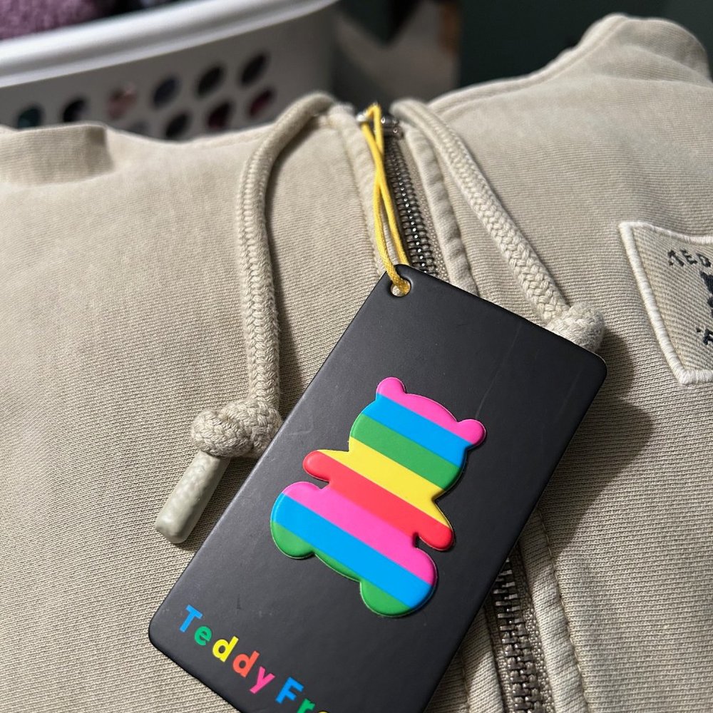 NEW with Tags - Teddy Fresh - Classic Pigment Dye Zip Hoodie - Picture 6 of 6